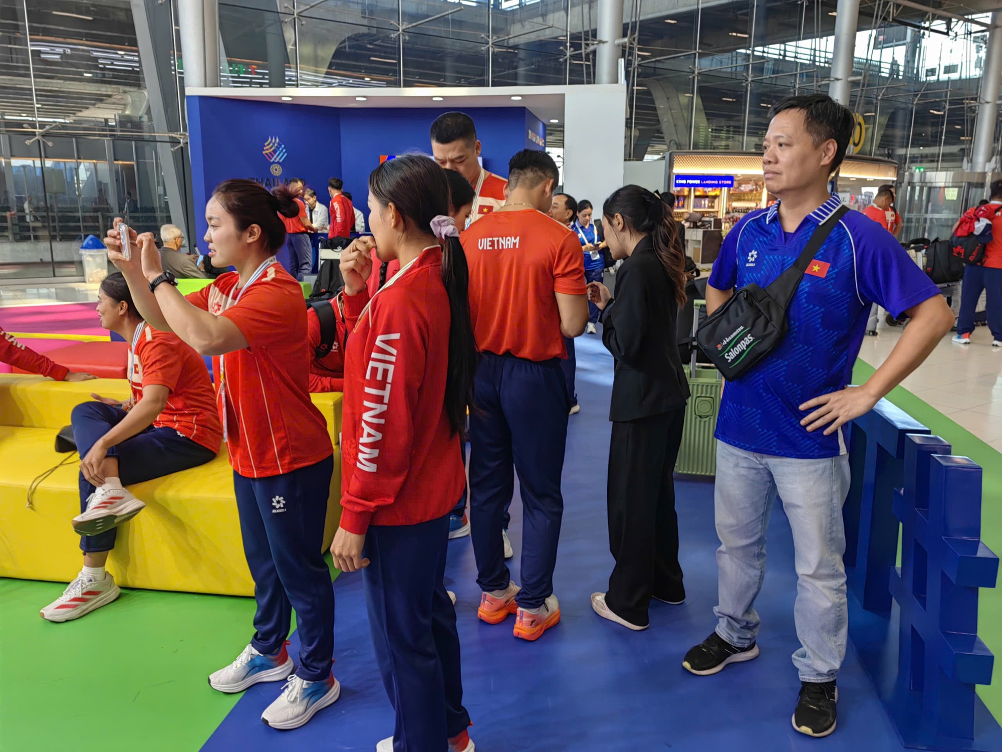 Thái Lan chào đón đoàn thể thao Việt Nam đến nơi an toàn:  Mục tiêu 110 HCV SEA Games 33- Ảnh 6.