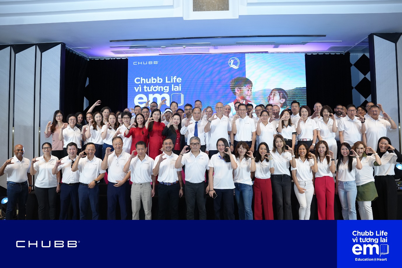 “Chubb Life – Vì Tương Lai Em” san sẻ với trẻ em khó khăn và chịu ảnh hưởng bởi bão lũ- Ảnh 3.