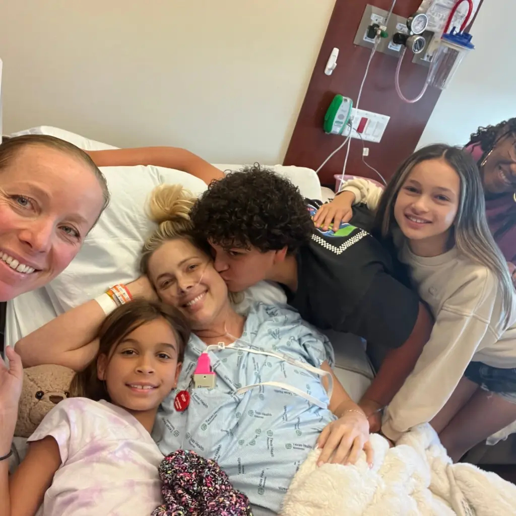 Nữ diễn viên qua đời sau 7 năm bị ung thư trực tràng- Ảnh 2.