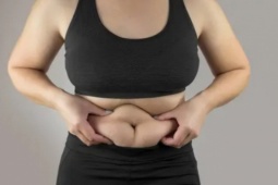 Bác sĩ chuyển hóa gợi ý lịch trình giảm mỡ bụng tự nhiên sau 7 ngày