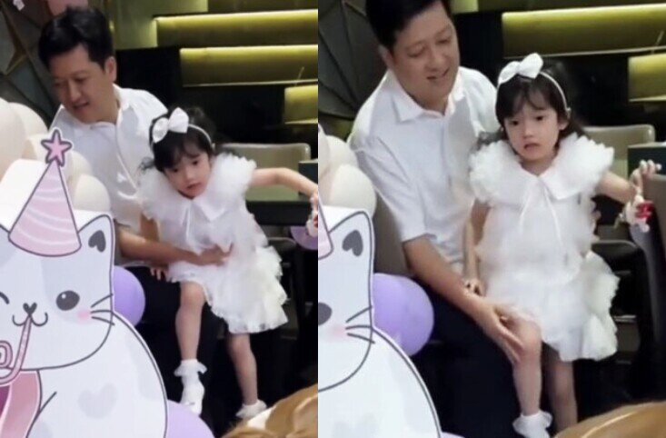 Con gái Trường Giang một thời được "giấu kỹ" nay đi diễn ở nơi đông người, lớn lên là "bản sao" của mẹ 7 Từ khi lộ rõ diện mạo, bé Destiny khiến nhiều người xuýt xoa vì ngoại hình xinh xắn.