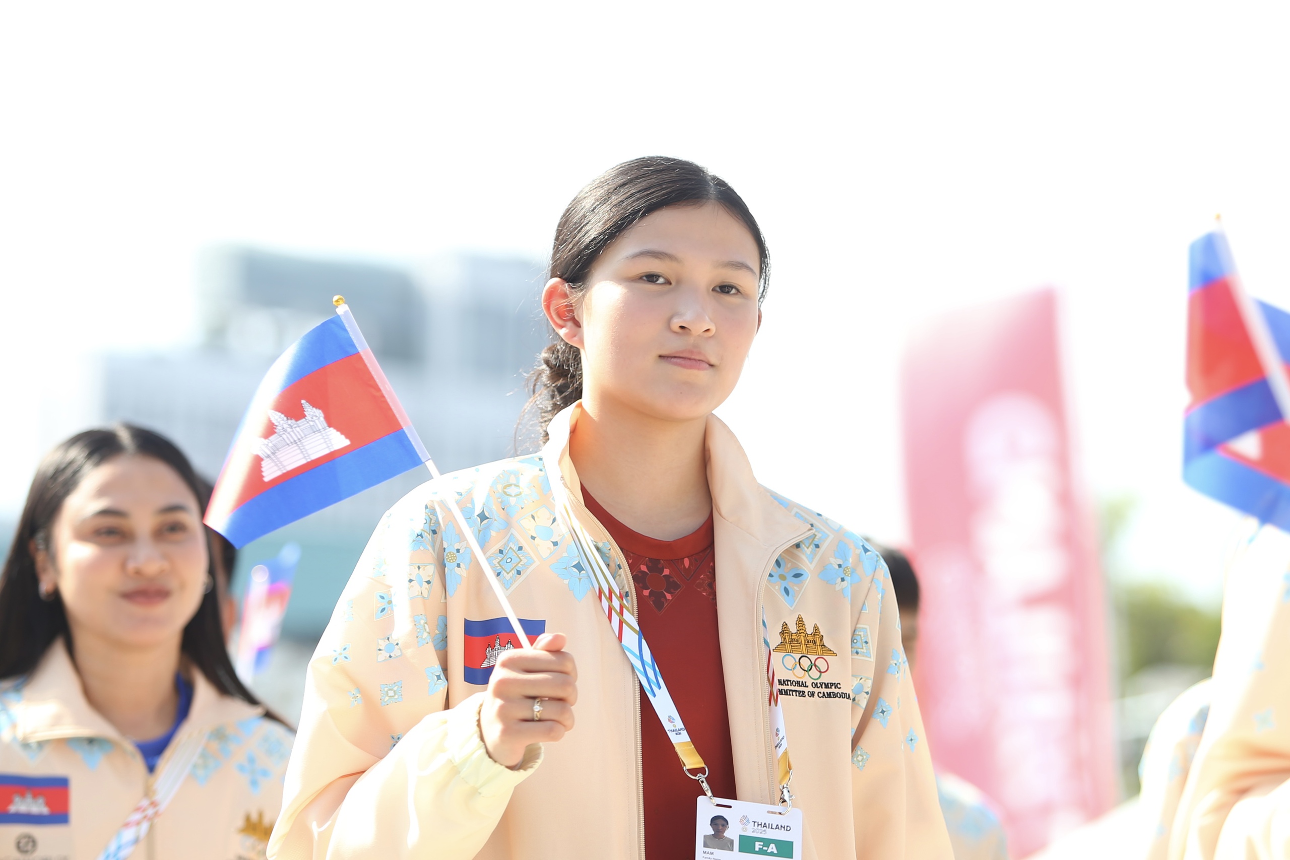 Tuyệt vời tình cảm thân thiện VĐV Thái Lan và Campuchia giữa chiến sự căng thẳng: Thể thao là thế!- Ảnh 8.