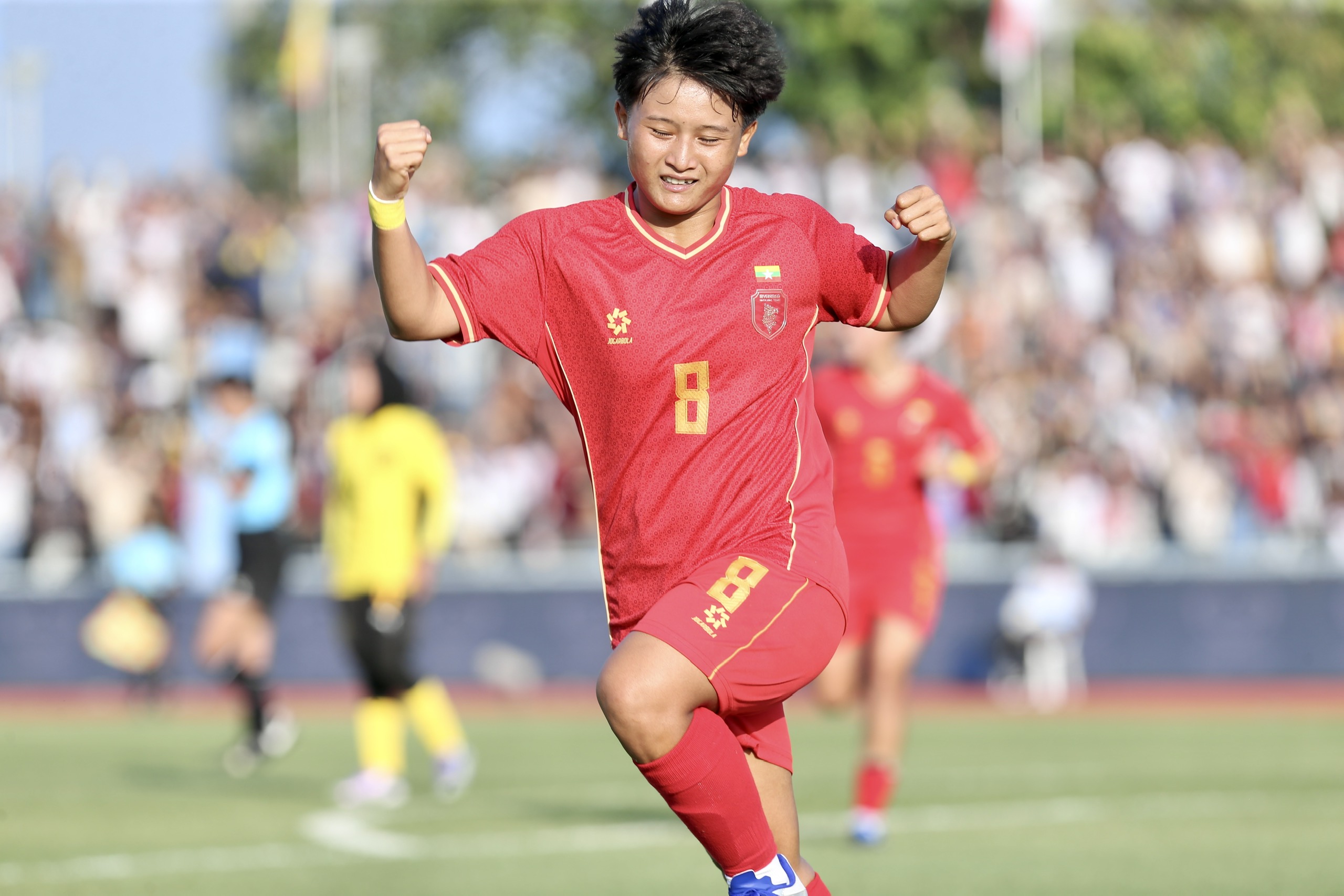 Thắng dễ Malaysia, đội tuyển nữ Myanmar chờ đại chiến Việt Nam: Ngôi đầu bảng gay cấn- Ảnh 4. Thắng dễ Malaysia, đội tuyển nữ Myanmar chờ đại chiến Việt Nam: Ngôi đầu bảng gay cấn- Ảnh 4.