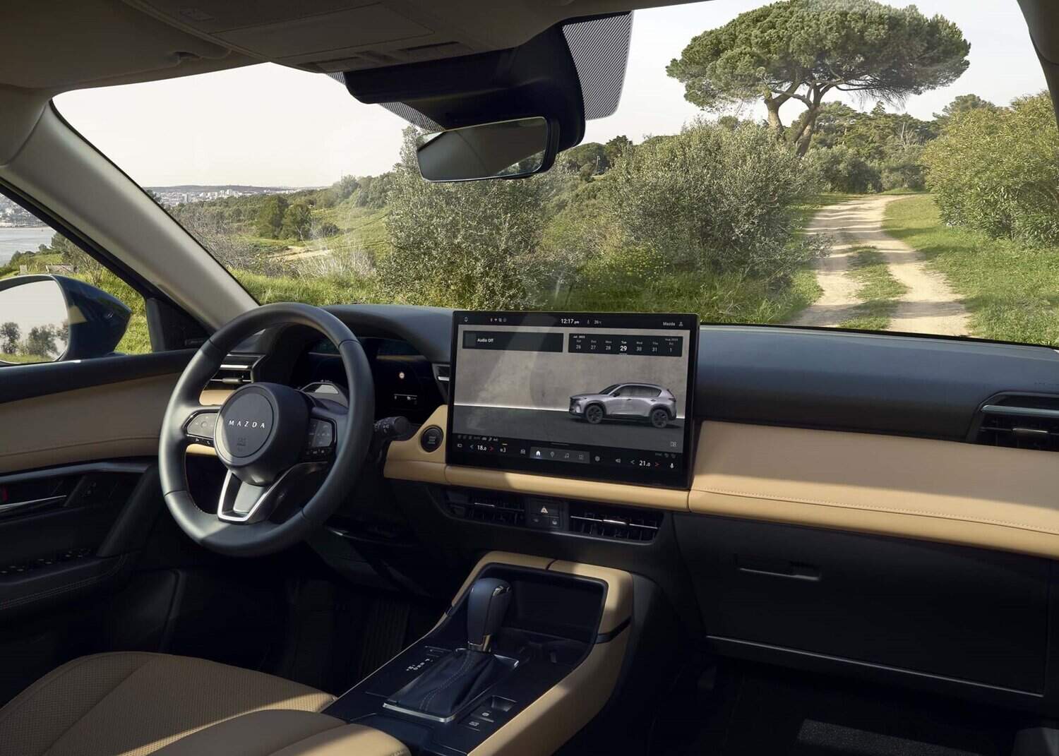 Màn hình trung tâm của Mazda CX-5 thay đổi thế nào sau 3 thế hệ? - Ảnh 4. Màn hình cảm ứng của Mazda CX-5 thay đổi thế nào sau 3 thế hệ? - Ảnh 4.