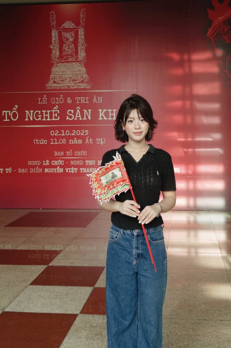 Con gái NSƯT Chiều Xuân theo đuổi con đường nghệ thuật chuyên nghiệp.