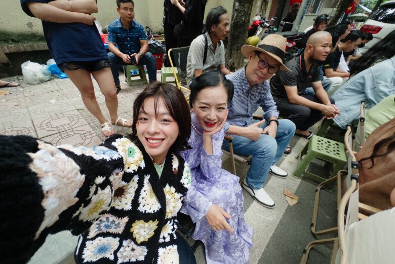 Ái nữ nhà NSƯT Chiều Xuân được khen ngợi hết lời vì sự nỗ lực, nghiêm túc khi làm nghệ thuật.