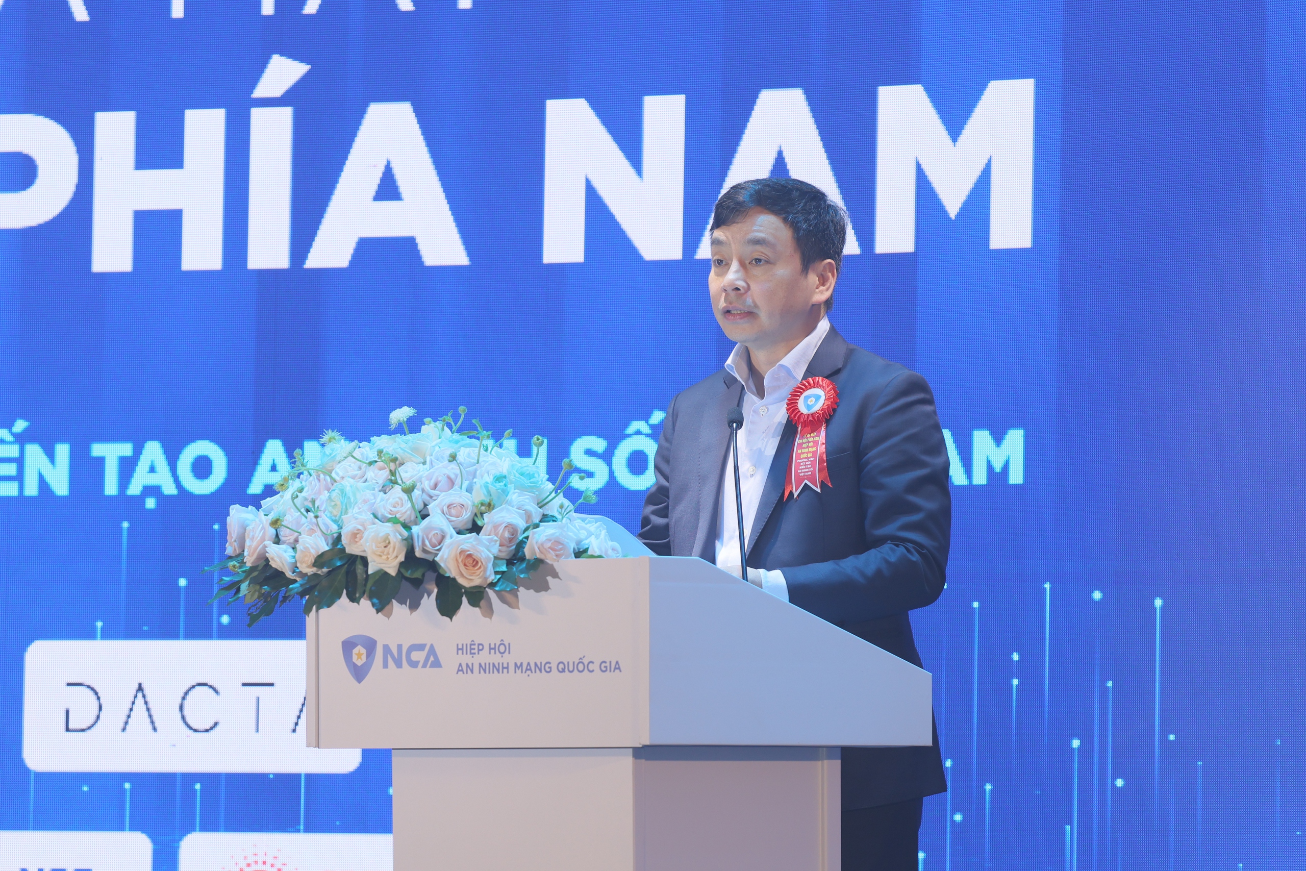 Lập lá chắn số để phát triển kinh tế số an toàn tại TPHCM - Ảnh 3.