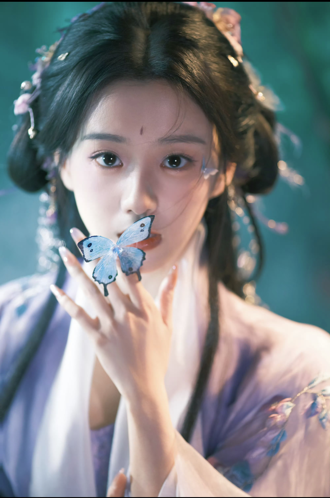 Nhìn dung nhan này mới hiểu vì sao anh hùng khó qua ải mỹ nhân: Tận cùng của cái đẹp, góc nào cũng là tuyệt tác- Ảnh 3.