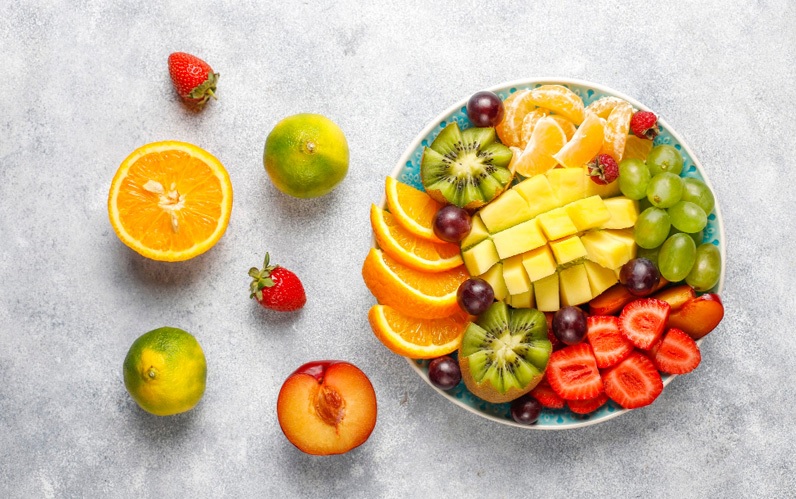 Rau xanh và trái cây có lợi cho tim. Ảnh: leteatgoal.hk Rau xanh và trái cây có lợi cho tim. Ảnh: leteatgoal.hk