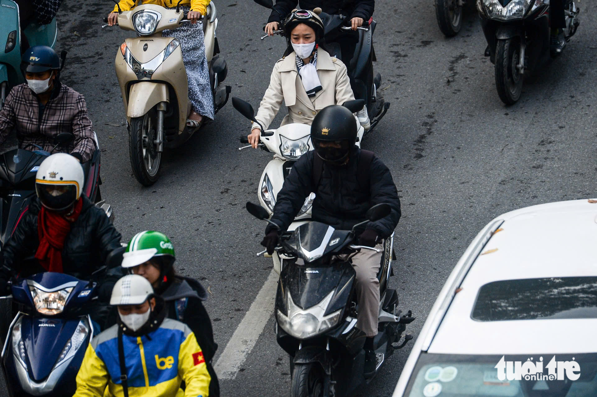 Một ngày của nghề 'ăn bụi' để mưu sinh ở Hà Nội - Ảnh 7. ô nhiễm không khí - Ảnh 7.