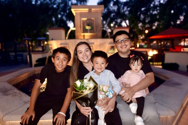 Con gái Phi Nhung hiếm hoi nhắc bố mẹ chồng, khoe ông xã luôn cố gắng có công việc ổn định để lo cho gia đình 7 Cặp đôi luôn cố gắng chăm lo chu toàn cho các con.