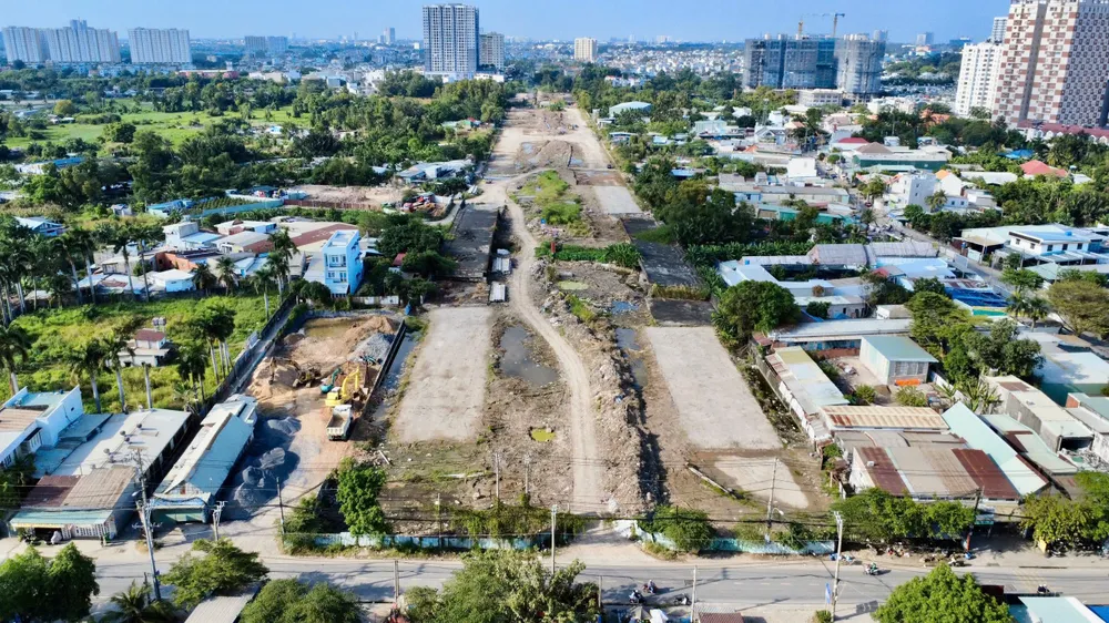 Đoạn 3 đường vành đai 2, một trong những dự án BT đang được gỡ vướng để chuẩn bị tái khởi động. Ảnh: ÁNH XUÂN P2-3-Hinh 1.jpg