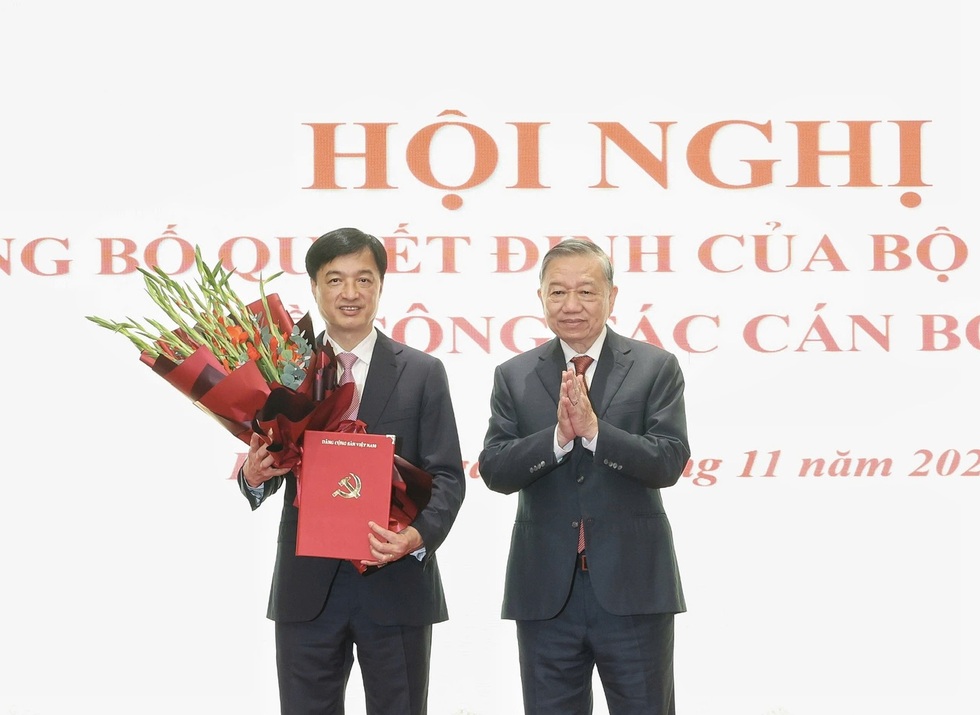 Điều đặc biệt trong dàn lãnh đạo tỉnh thành không phải người địa phương - 2