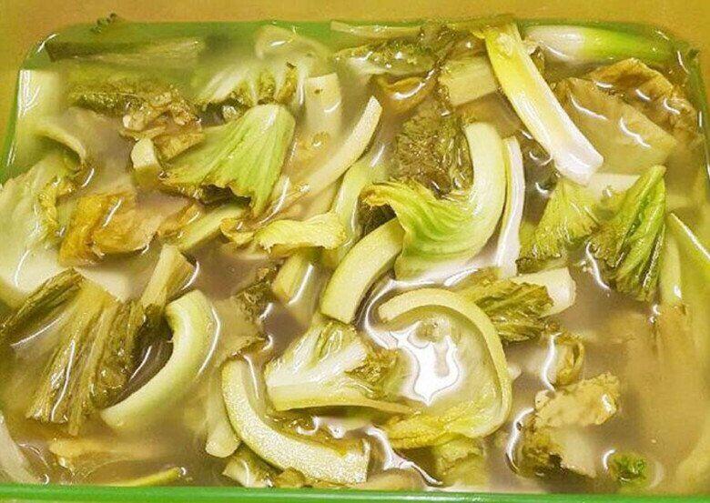 Muối dưa cải đừng chỉ cho muối, thêm một bước này dưa vừa nhanh giòn ngon, vàng ươm không bị màng hay khú 3 Muối dưa cải đừng chỉ cho muối, thêm một bước này dưa vừa nhanh giòn ngon, vàng ươm không bị màng hay khú - 3