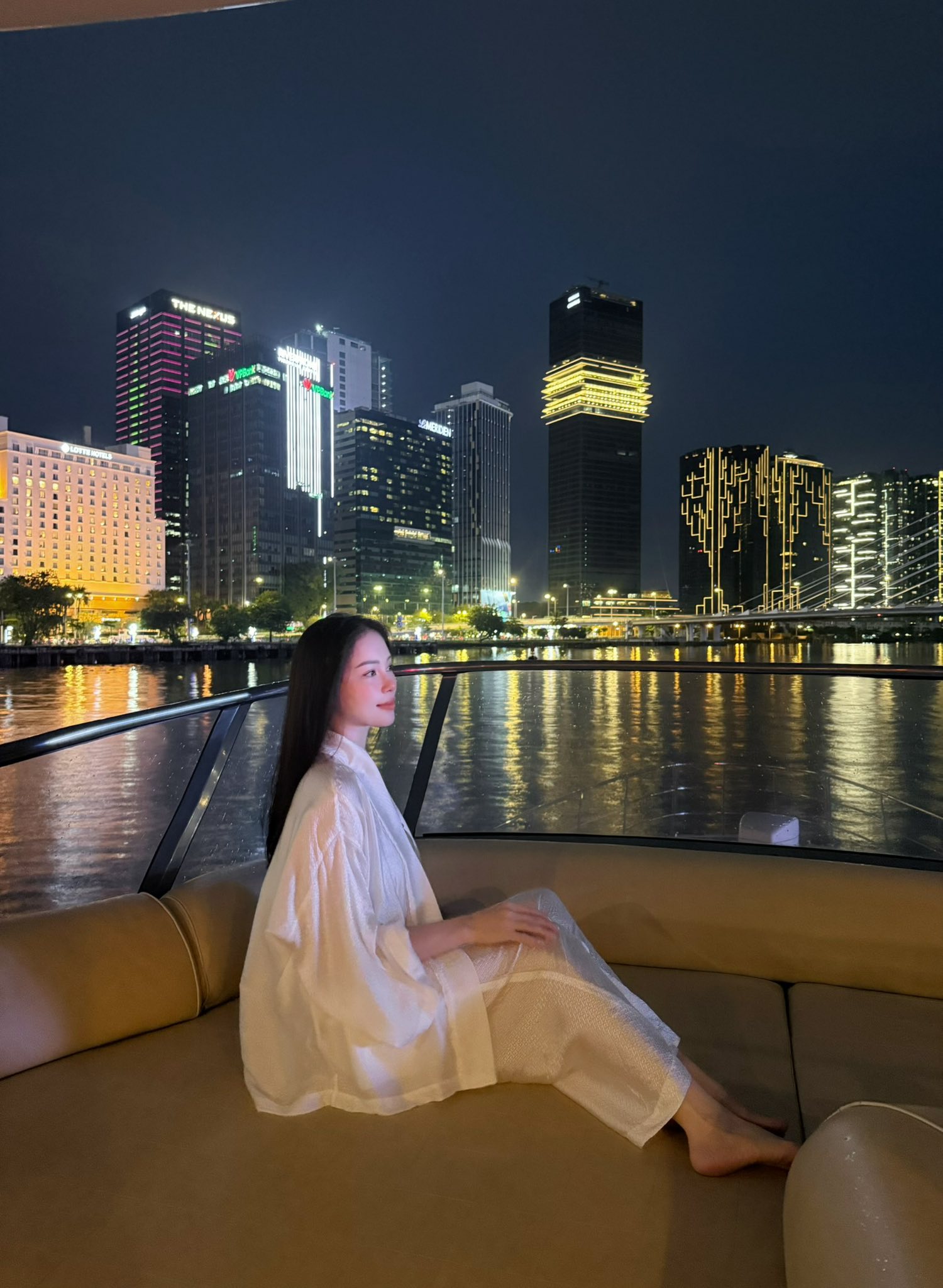 Linh Rin mang thai lần 2? cư dân mạng xôn xao trước Hình ảnh đáng nghi - Ảnh 3. Linh Rin mang thai lần 2? cư dân mạng xôn xao trước Hình ảnh đáng nghi - Ảnh 3.