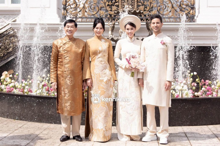 Người mẹ quyền lực của Tiên Nguyễn, là doanh nhân tỷ phú và sở hữu nhan sắc bền vững qua nhiều thập kỷ 7 Người mẹ quyền lực của Tiên Nguyễn, là doanh nhân tỷ phú và sở hữu nhan sắc bền vững qua nhiều thập kỷ - 6