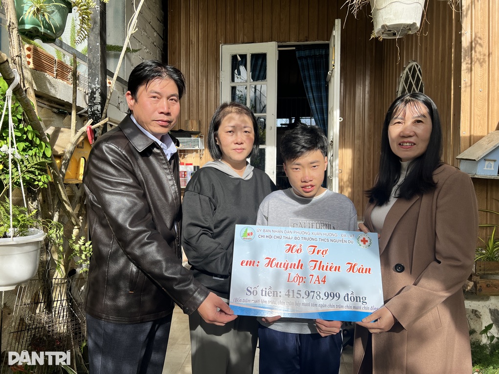 Bạn đọc hỗ trợ gia đình chị Đinh Thị Bích Ngọc ở Lâm Đồng gần 1,9 tỷ đồng - 2