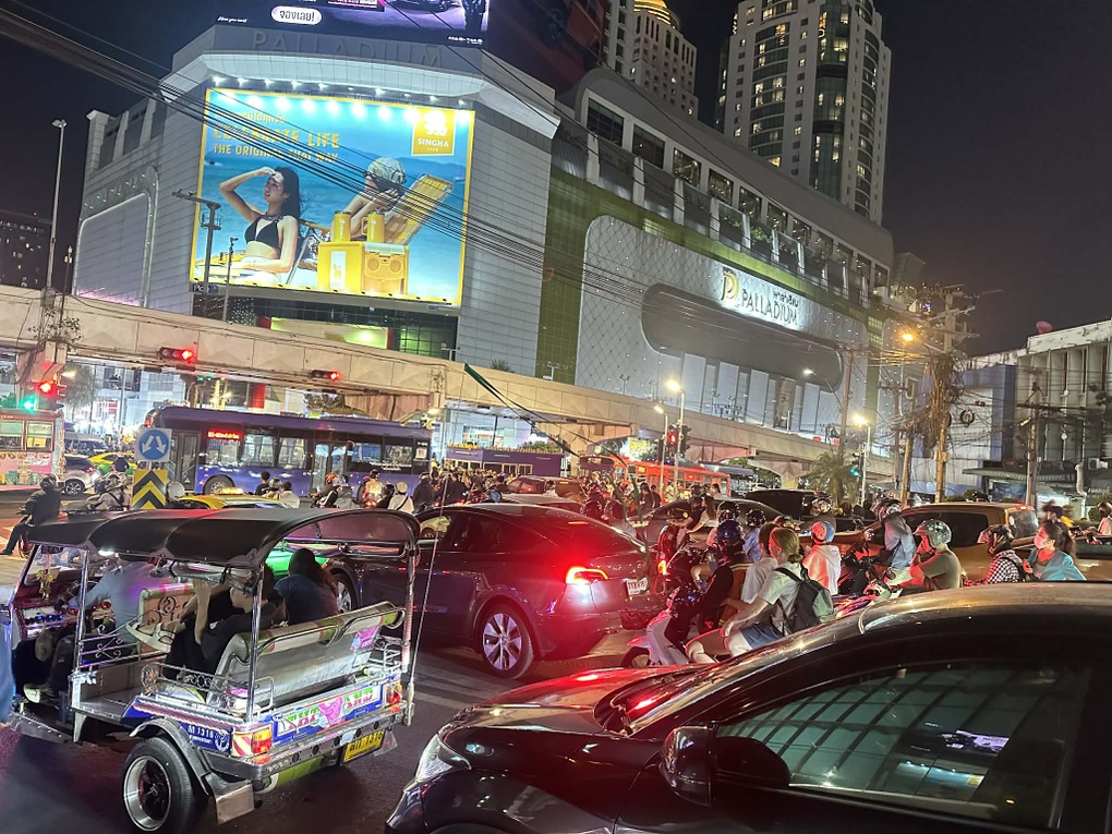 Bí quyết thoát đặc sản tắc đường ở Bangkok để đi xem khai mạc SEA Games - 4
