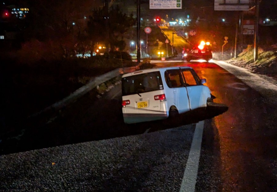 Nhật Bản ra cảnh báo chưa từng có sau trận động đất - sóng thần nửa đêm- Ảnh 2. Nhật Bản ra cảnh báo chưa từng có sau trận động đất - sóng thần nửa đêm- Ảnh 2.