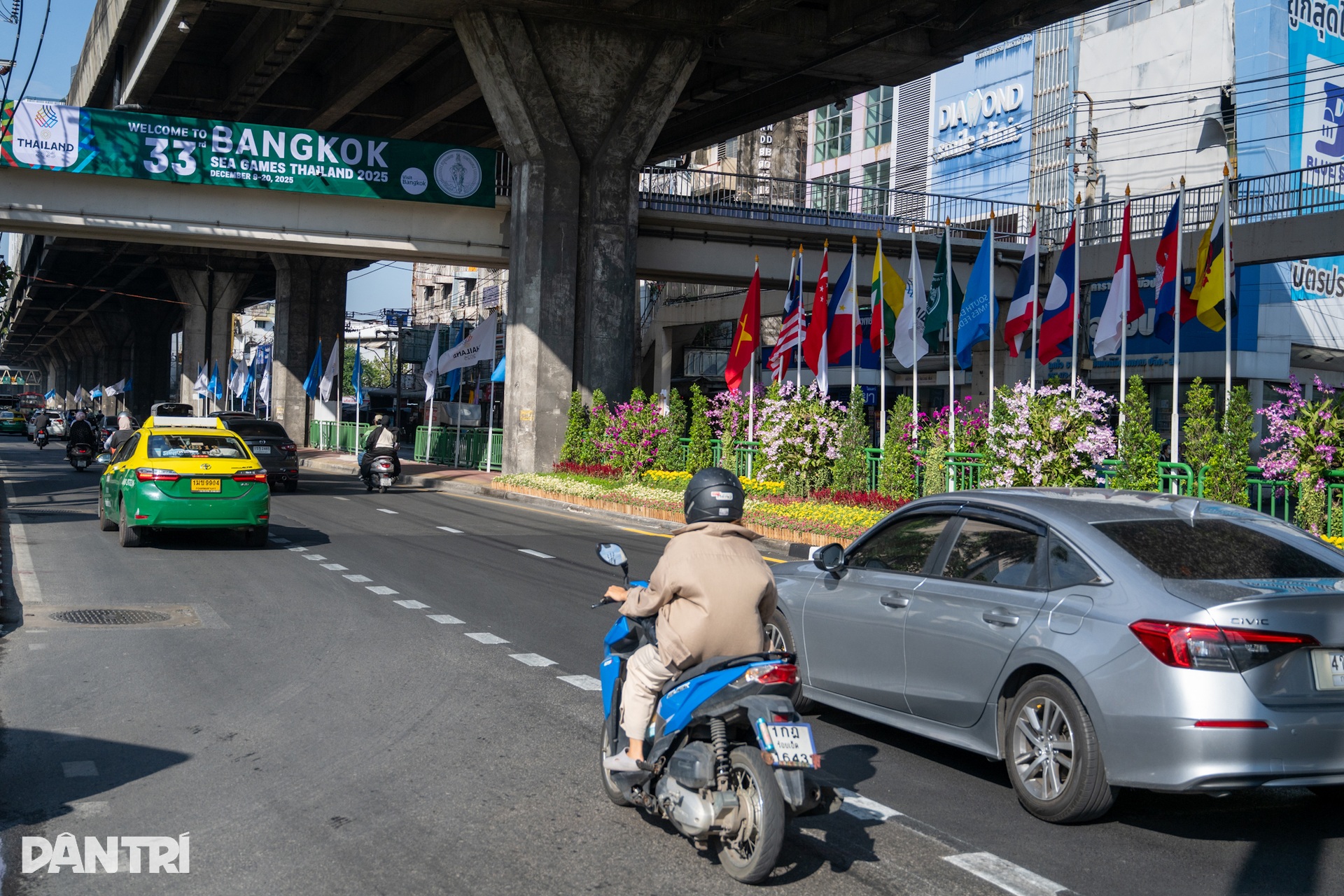 Rực rỡ sắc màu SEA Games 33 trước giờ khai mạc - 3 Rực rỡ sắc màu SEA Games 33 trước giờ khai mạc - 3