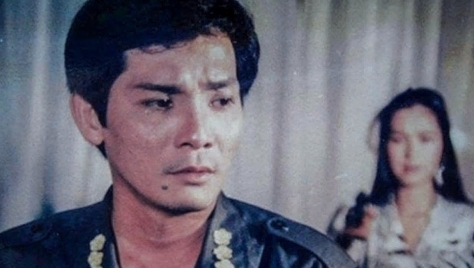 Diễn viên Thương Tín trong phim Dòng sông hoa trắng. Ảnh tư liệu