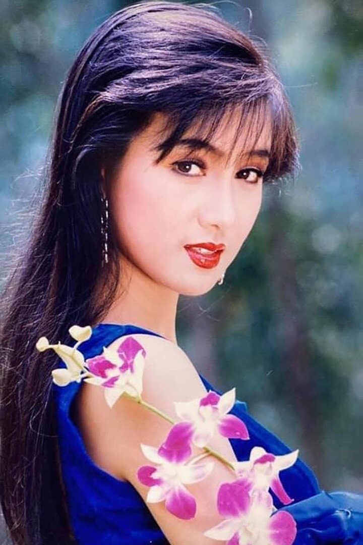 Nhan sắc thời trẻ của Hiền Mai.