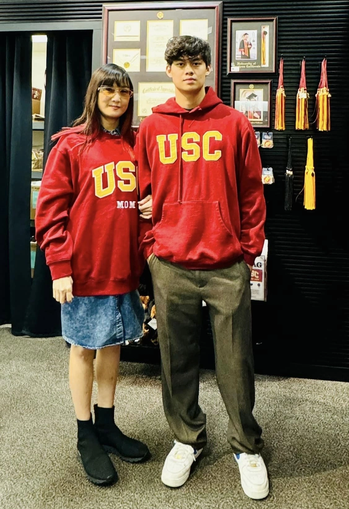 Đời tư trùng hợp giữa 2 amp;#34;nữ hoàng ảnh lịchamp;#34; cùng tên Mai: Nhan sắc amp;#34;vượt thời gianamp;#34;, con cái thành tài tại Mỹ - 7