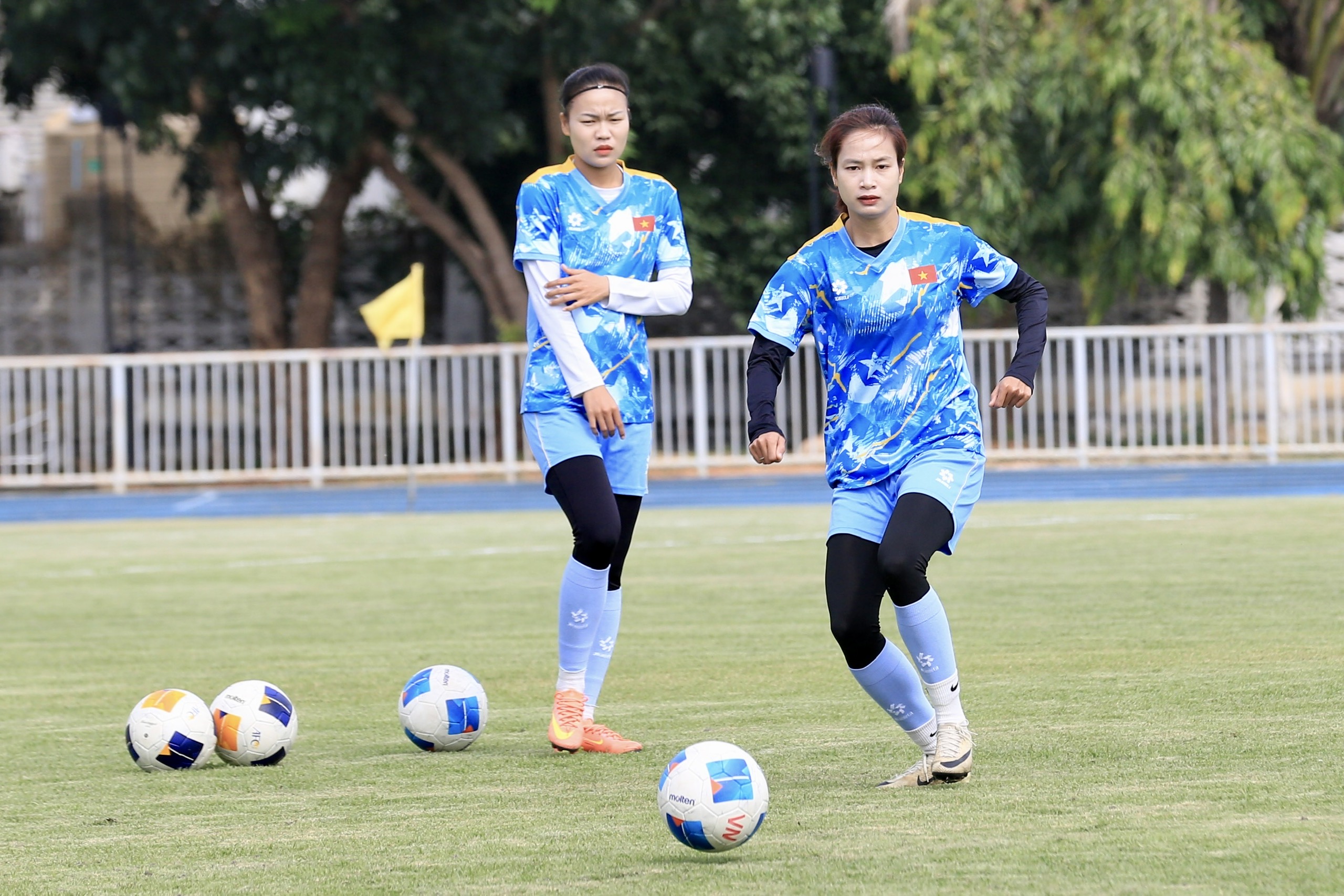 HLV Mai Đức Chung: ‘Đội tuyển nữ Việt Nam sẽ thắng Myanmar bằng tất cả những gì có thể'- Ảnh 4.