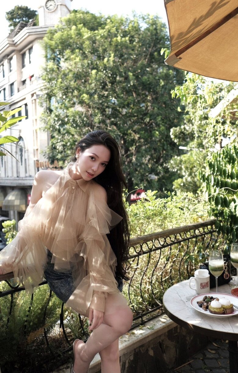 Hà Bùi trở thành Thủ khoa đầu vào của ngành Diễn viên Kịch hát Dân tộc.