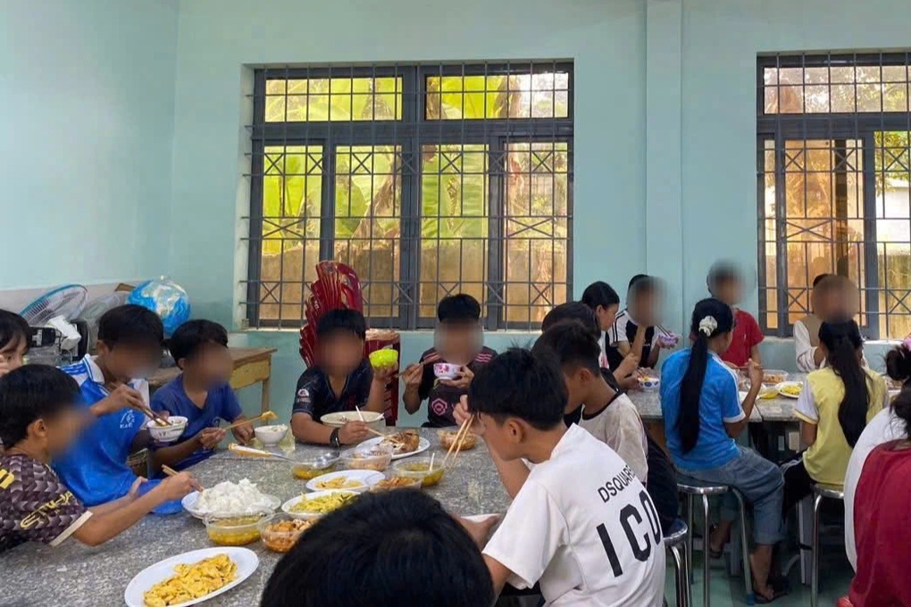 Sở Giáo dục và Đào tạo Đắk Lắk đề nghị báo cáo về dự án Nuôi em - 1