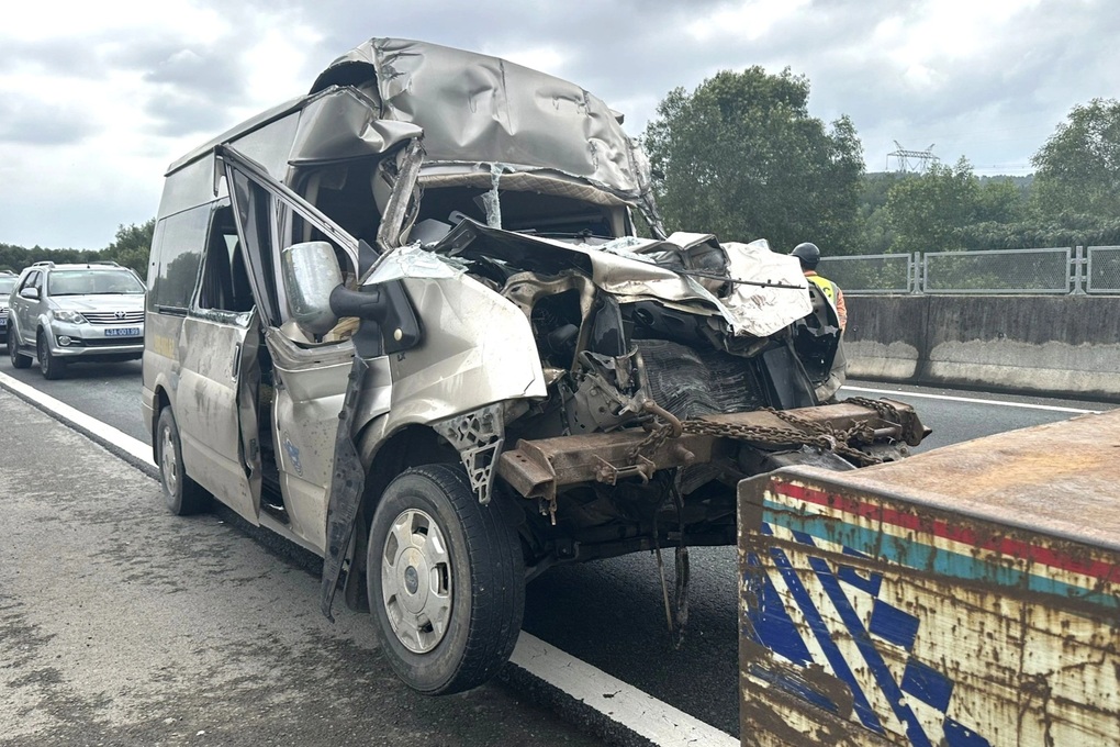 Vụ tai nạn 3 người tử vong trên cao tốc: Chuyến xe trở về sau đám cưới - 3