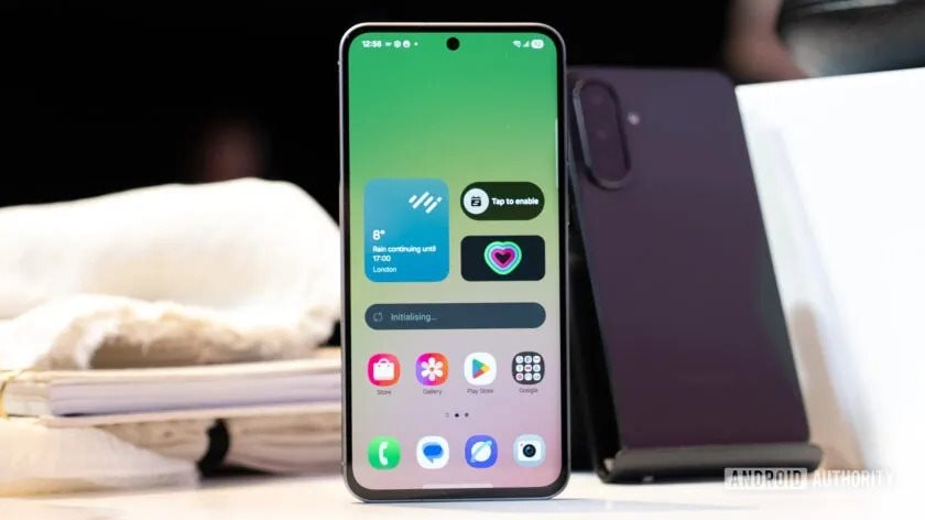 Khen thì lắm mà chê cũng nhiều, vậy tại sao ra cửa hàng 