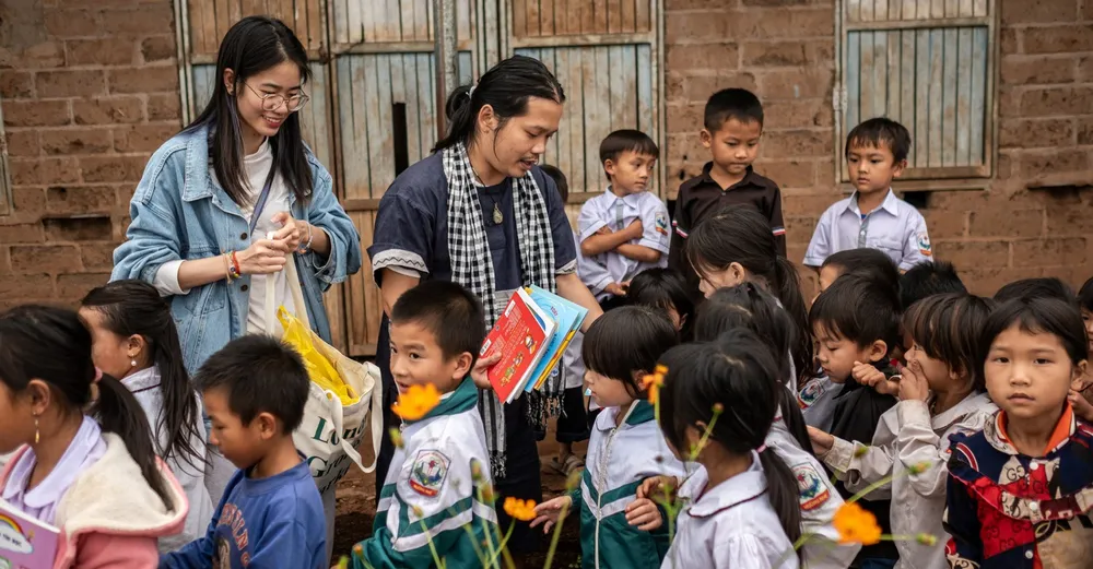 Hoàng Hoa Trung - người sáng lập dự án Nuôi Em và các em nhỏ. du-an-nuoi-em-dung-tai-khoan-ca-nhan-nhan-tien-tu-thien-luat-su-noi-gi-.jpg