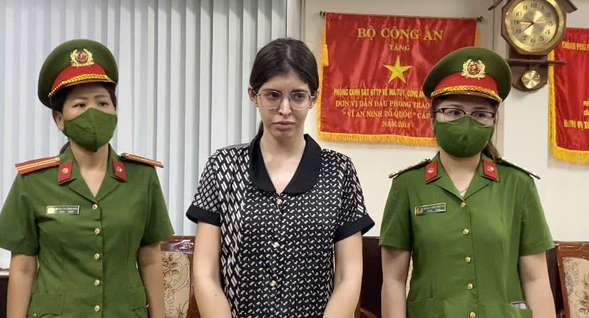 Viện kiểm sát TP.HCM: Nhiều nghệ sĩ, người nổi tiếng bị khởi tố do liên quan ma túy 2 nghệ sĩ - Ảnh 2.