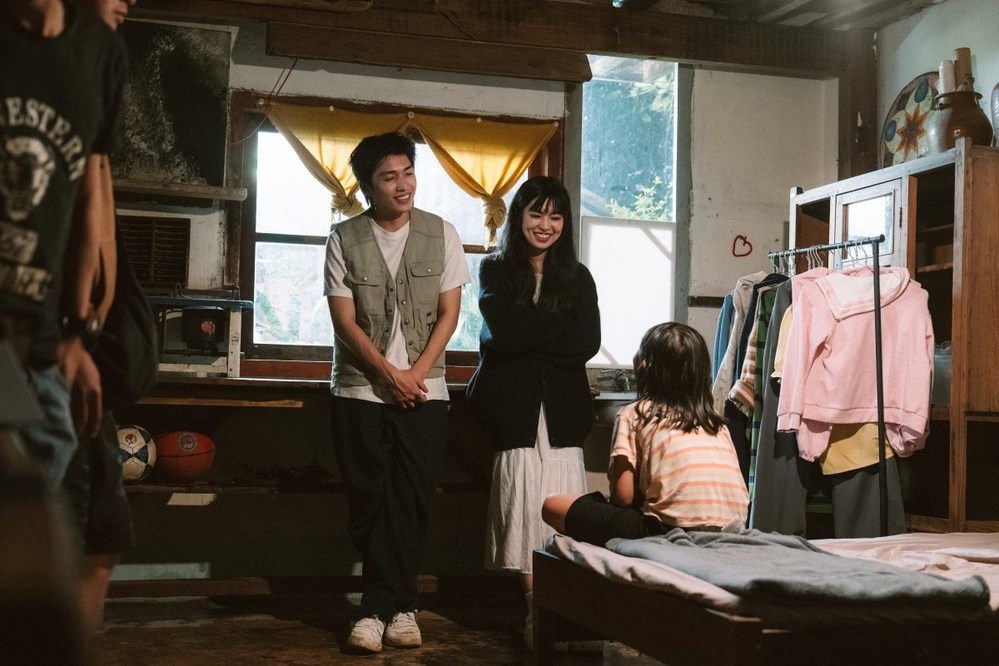 Cody Nam Võ tái xuất với MV "Sẽ qua sớm thôi" 2 1765276988 203 Cody Nam Vo tai xuat voi MV Se qua som