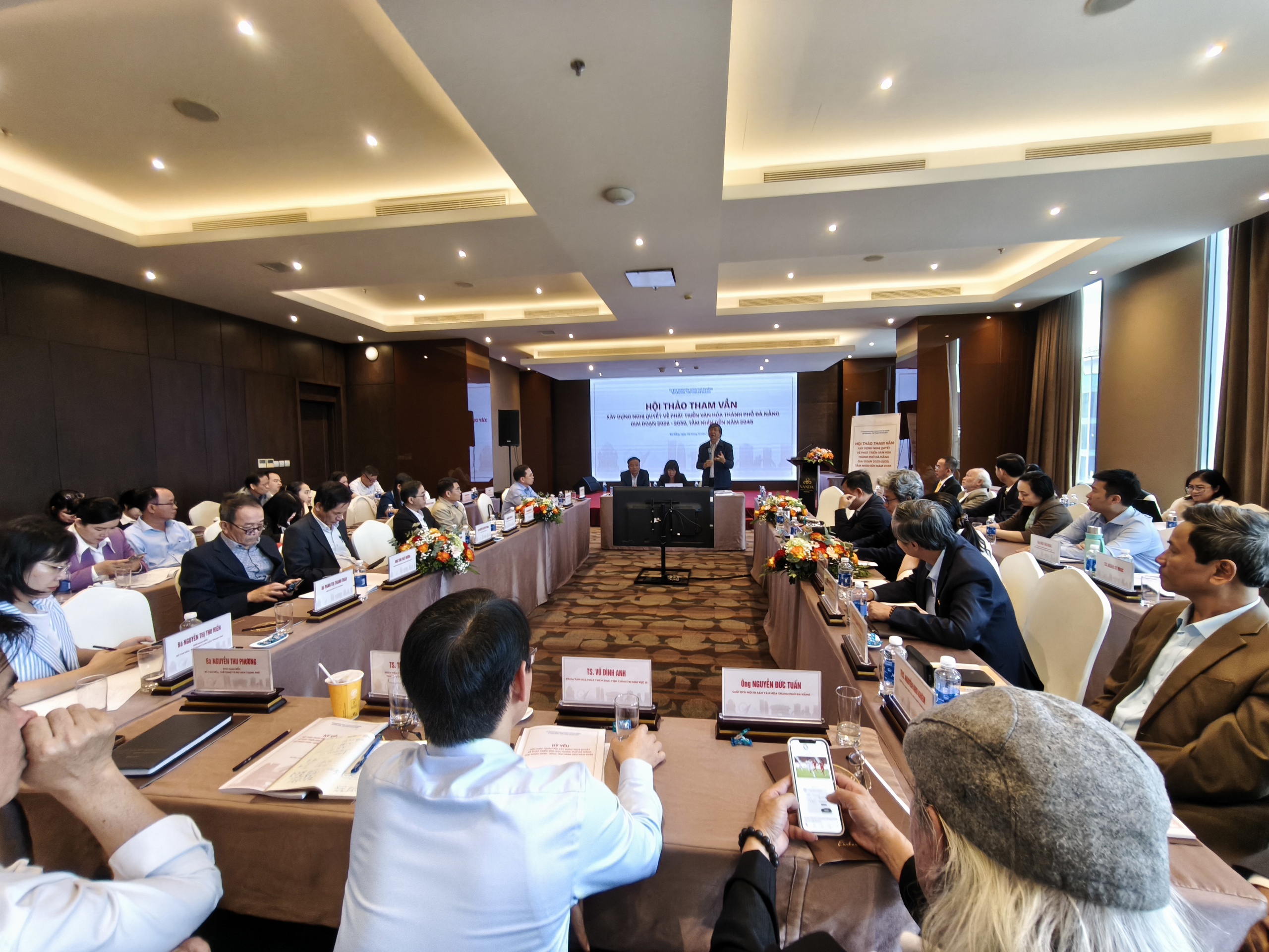 NSND Huỳnh Hùng: 'Quảng Nam hay cãi' nhưng đừng cãi bừa, cãi không có tri thức- Ảnh 2.