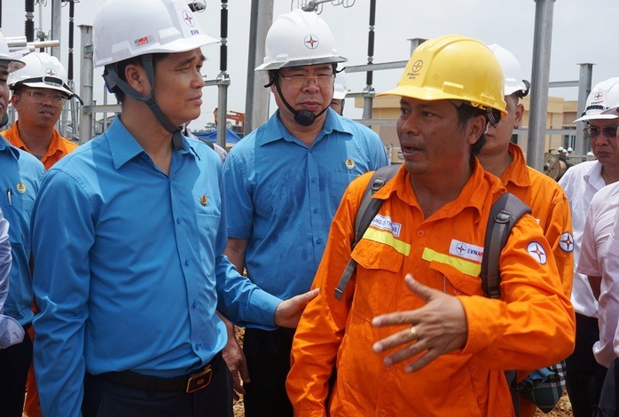 Tổng LĐLĐ Việt Nam phát động phong trào thi đua chào mừng Đại hội XIV của Đảng 2 Tổng LĐLĐ Việt Nam phát động phong trào thi đua chào mừng Đại hội XIV của Đảng - Ảnh 2.