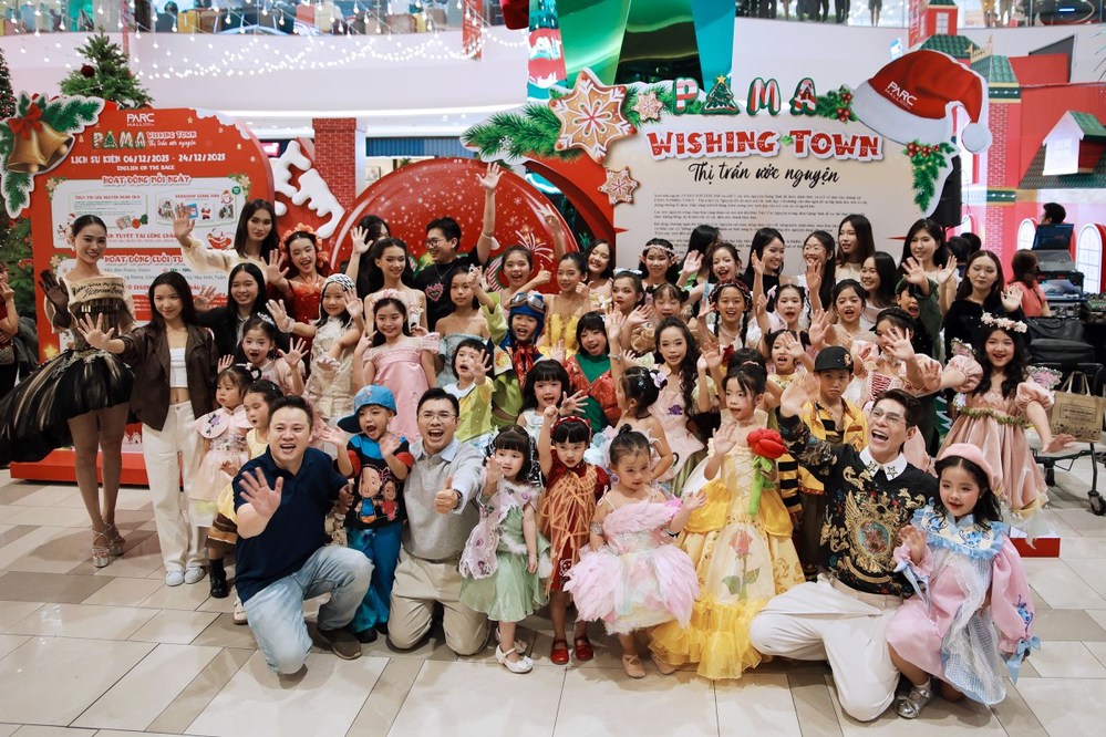 Á hậu Thu Thảo góp mặt trong show thời trang của sinh viên Tôn Đức Thắng 4 1765280858 6 A hau Thu Thao gop mat trong show thoi trang