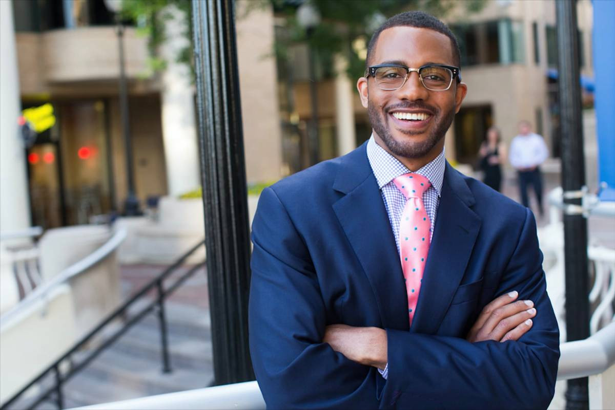 Khi “tấm lòng vàng” hóa thành siêu xe, biệt thự, sống sang chảnh ngút ngàn: Những cú Khi “tấm lòng vàng” hóa thành siêu xe, biệt thự, sống sang chảnh ngút ngàn: Những cú