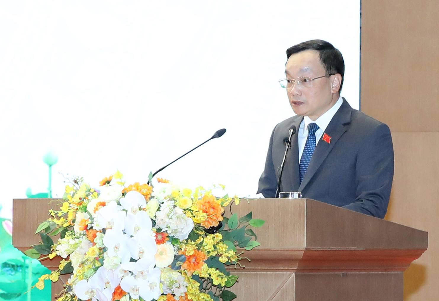 Giám đốc Sở Tài chính xin rút kinh nghiệm sau truy vấn của Bí thư - Chủ tịch HĐND tỉnh Lào Cai 2 Giám đốc Sở Tài chính xin rút kinh nghiệm sau truy vấn của Bí thư - Chủ tịch HĐND tỉnh Lào Cai - Ảnh 3.