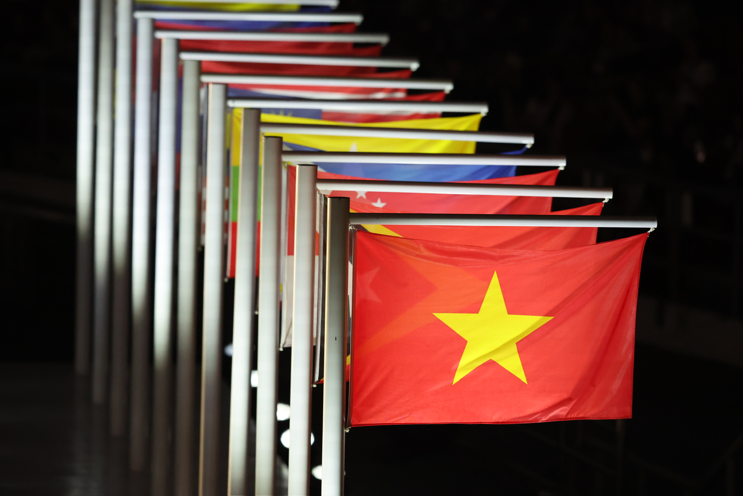 Lãnh thổ Việt Nam thiếu 3 đặc khu 13 Nhiều