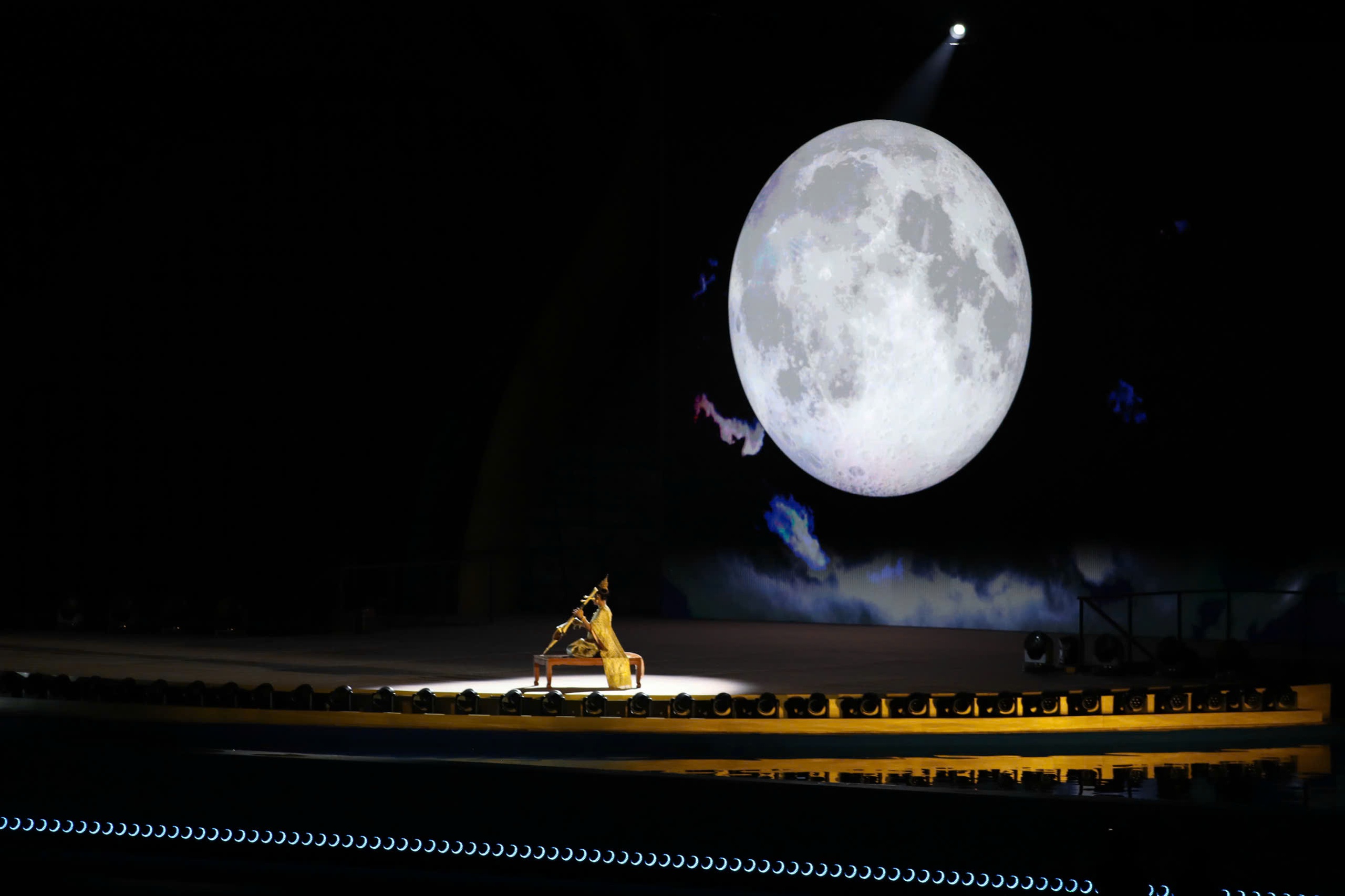 Khai mạc SEA Games 33: Lễ hội ánh sáng và sắc màu, màn biểu diễn mô tô nước bùng nổ- Ảnh 3.