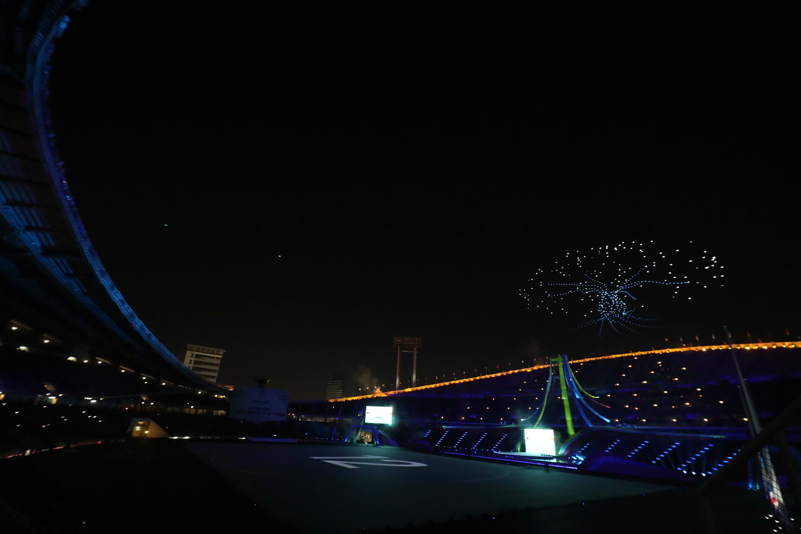 Khai mạc SEA Games 33: Lễ hội ánh sáng và sắc màu, màn biểu diễn mô tô nước bùng nổ- Ảnh 14.