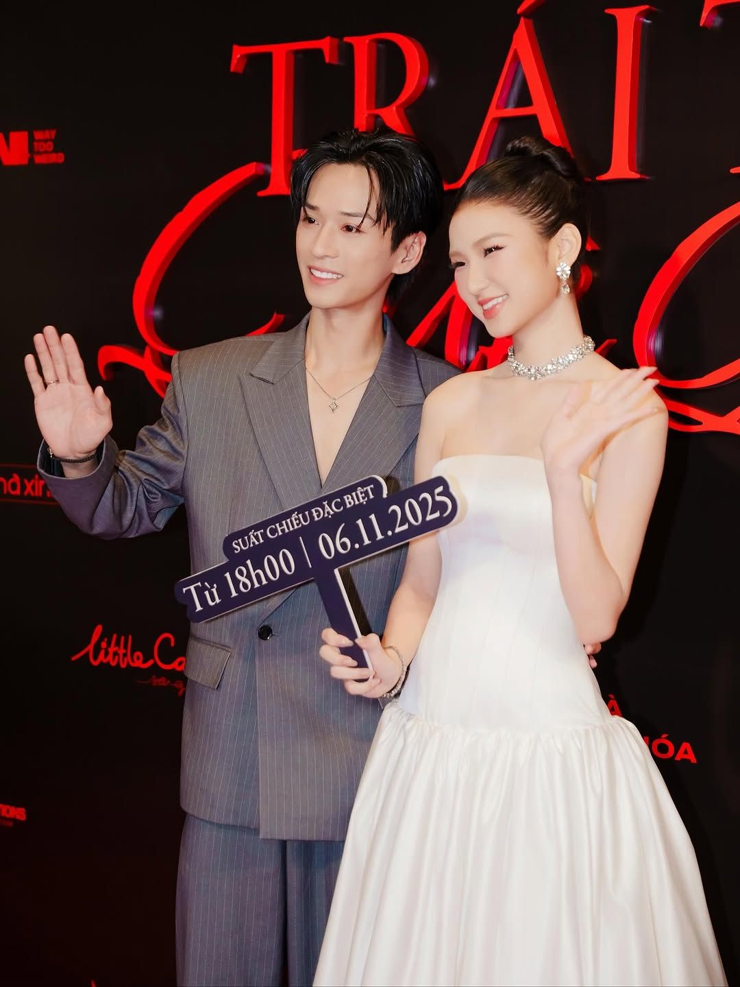 Cặp sao Việt lệch nhau 13 tuổi bị đồn hẹn hò khắp MXH: Nhà gái càng bị chê càng hot, nhà trai là nam thần ngôn tình- Ảnh 6. Cặp sao Việt lệch nhau 13 tuổi bị đồn hẹn hò khắp MXH: Nhà gái càng bị chê càng hot, nhà trai là nam thần ngôn tình- Ảnh 6.