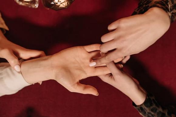 2-chi-tieu-thong-minh-ngoisaovn-w750-h501 1 tiêu tiền, khoe khoang