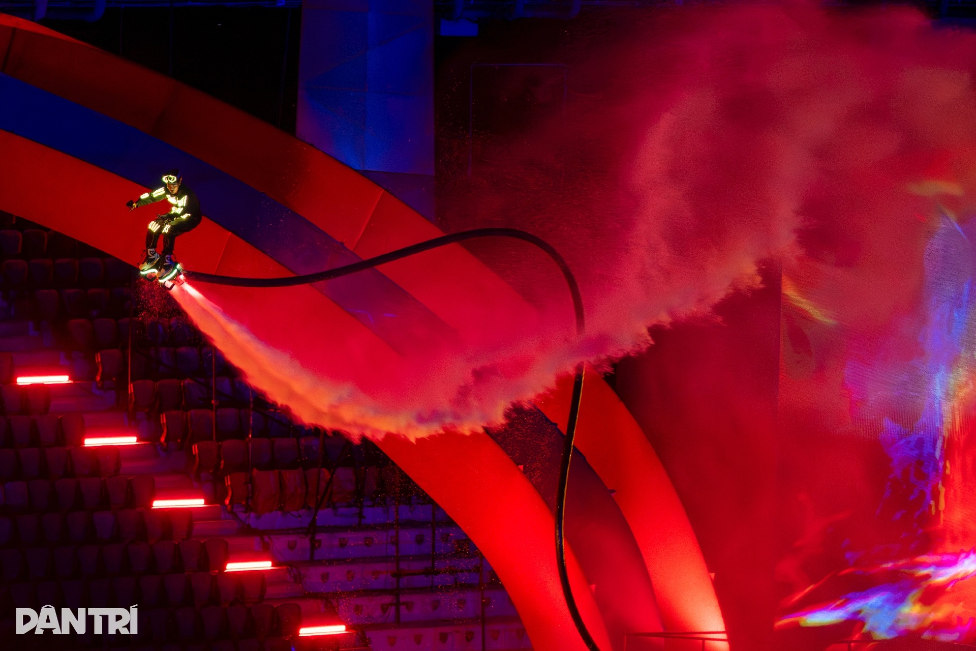 Bữa tiệc ánh sáng mãn nhãn tại lễ khai mạc SEA Games 33 - 6 Bữa tiệc ánh sáng mãn nhãn tại lễ khai mạc SEA Games 33 - 6