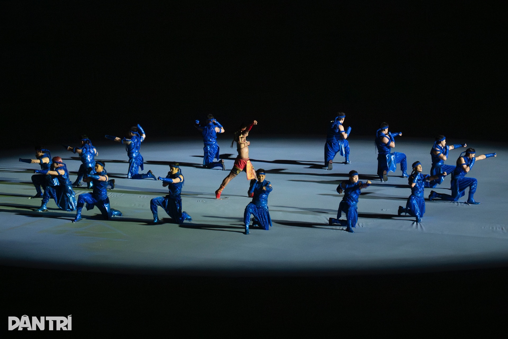 Bữa tiệc ánh sáng mãn nhãn tại lễ khai mạc SEA Games 33 - 8 Bữa tiệc ánh sáng mãn nhãn tại lễ khai mạc SEA Games 33 - 8