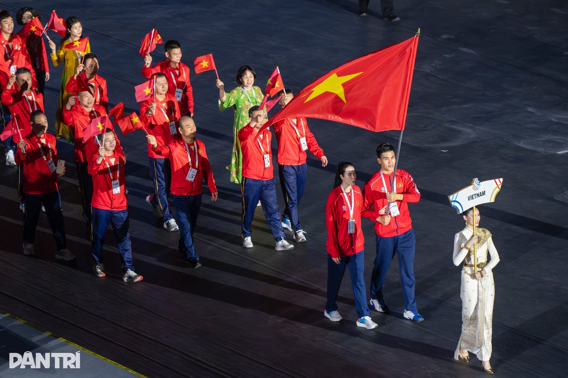Bữa tiệc ánh sáng mãn nhãn tại lễ khai mạc SEA Games 33 - 13 Bữa tiệc ánh sáng mãn nhãn tại lễ khai mạc SEA Games 33 - 13