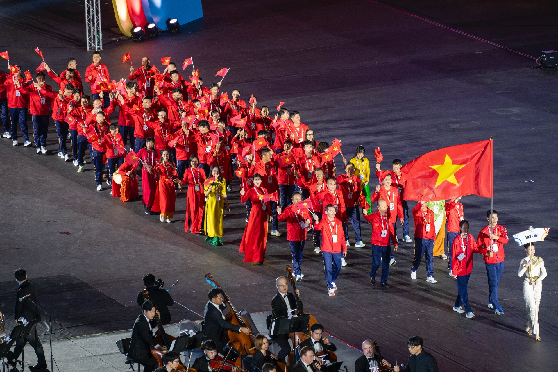 Bữa tiệc ánh sáng mãn nhãn tại lễ khai mạc SEA Games 33 - 14 Bữa tiệc ánh sáng mãn nhãn tại lễ khai mạc SEA Games 33 - 14