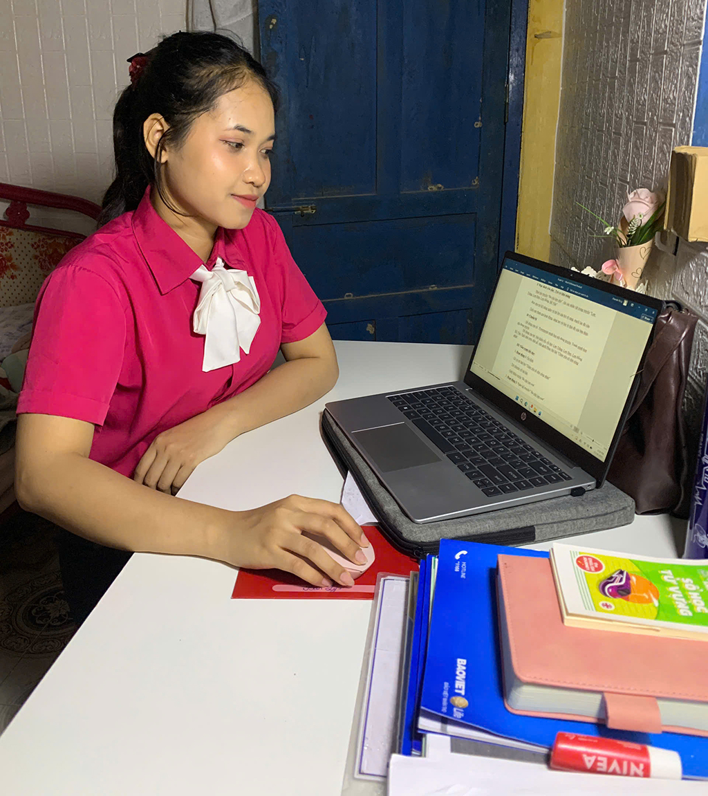 Ánh đèn giữa thung lũng Ha Lá Hạ 3 Chung dòng máu Lạc Hồng: Ánh đèn giữa thung lũng Ha Lá Hạ - Ảnh 3.